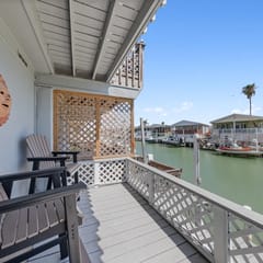 Lazy Days Sea Cottage - Waterfront, Pools, Golf