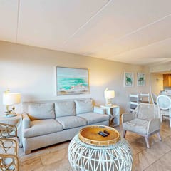 Suntide II Condominiums #101
